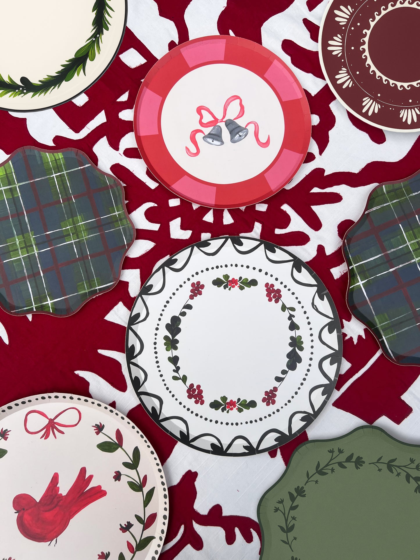 Festive Fête Dinner Plate Set - Mistletoe