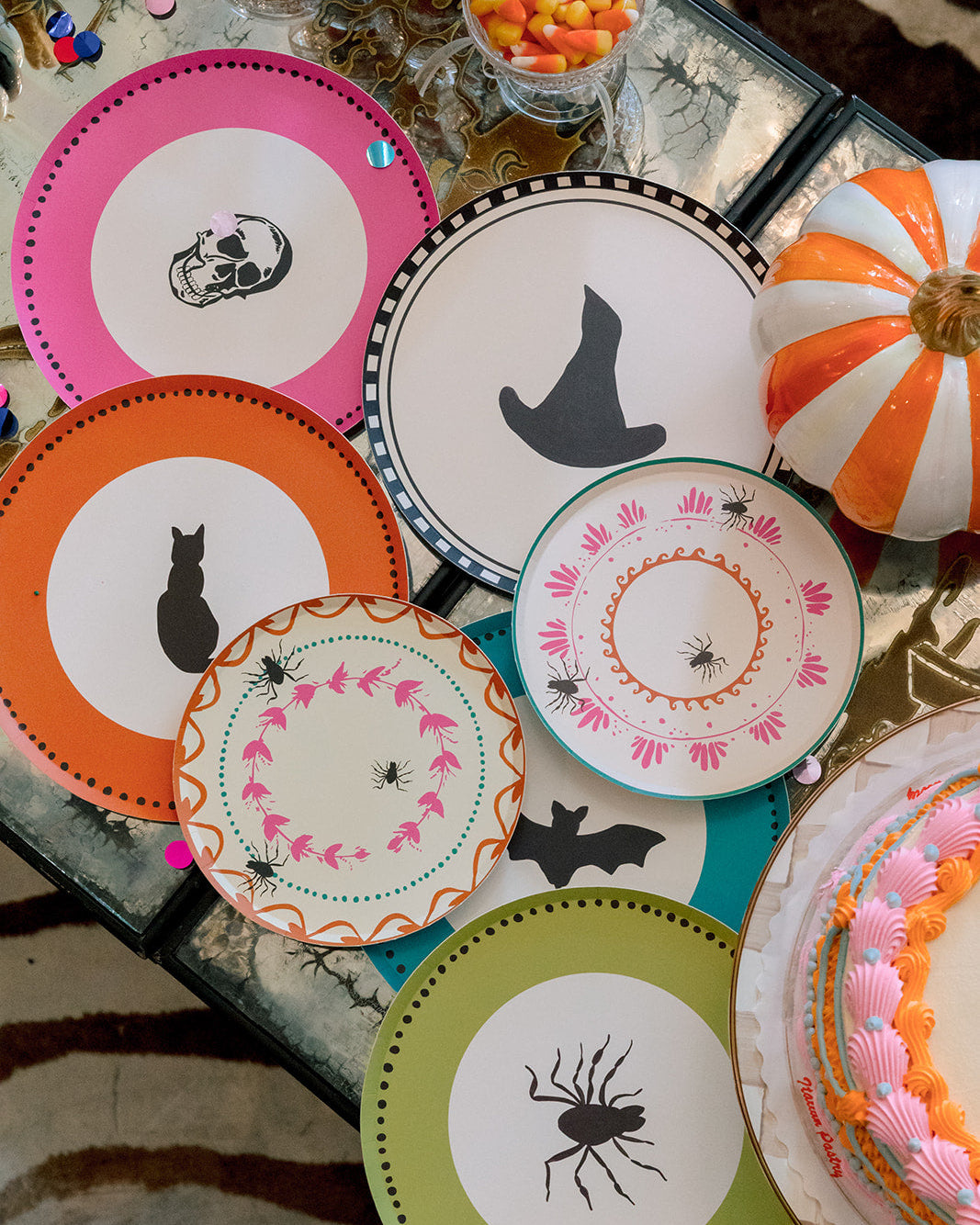 Crawler Hors d'Oeuvres Plate Set - Neon Fête
