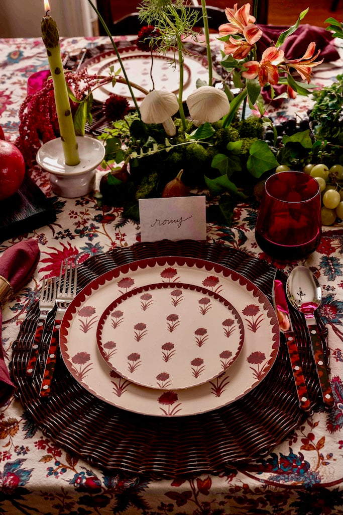 Elodie Dinner Plate Set in Cranberry