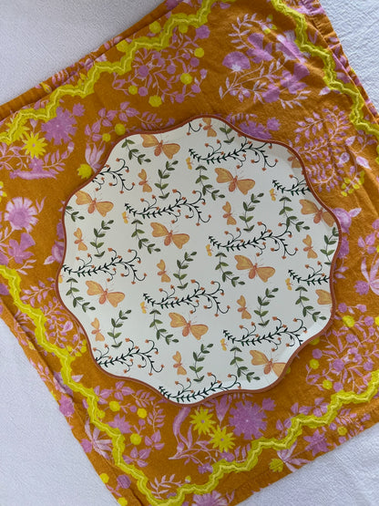 Flutter Toile Dessert Plate Set - Golden