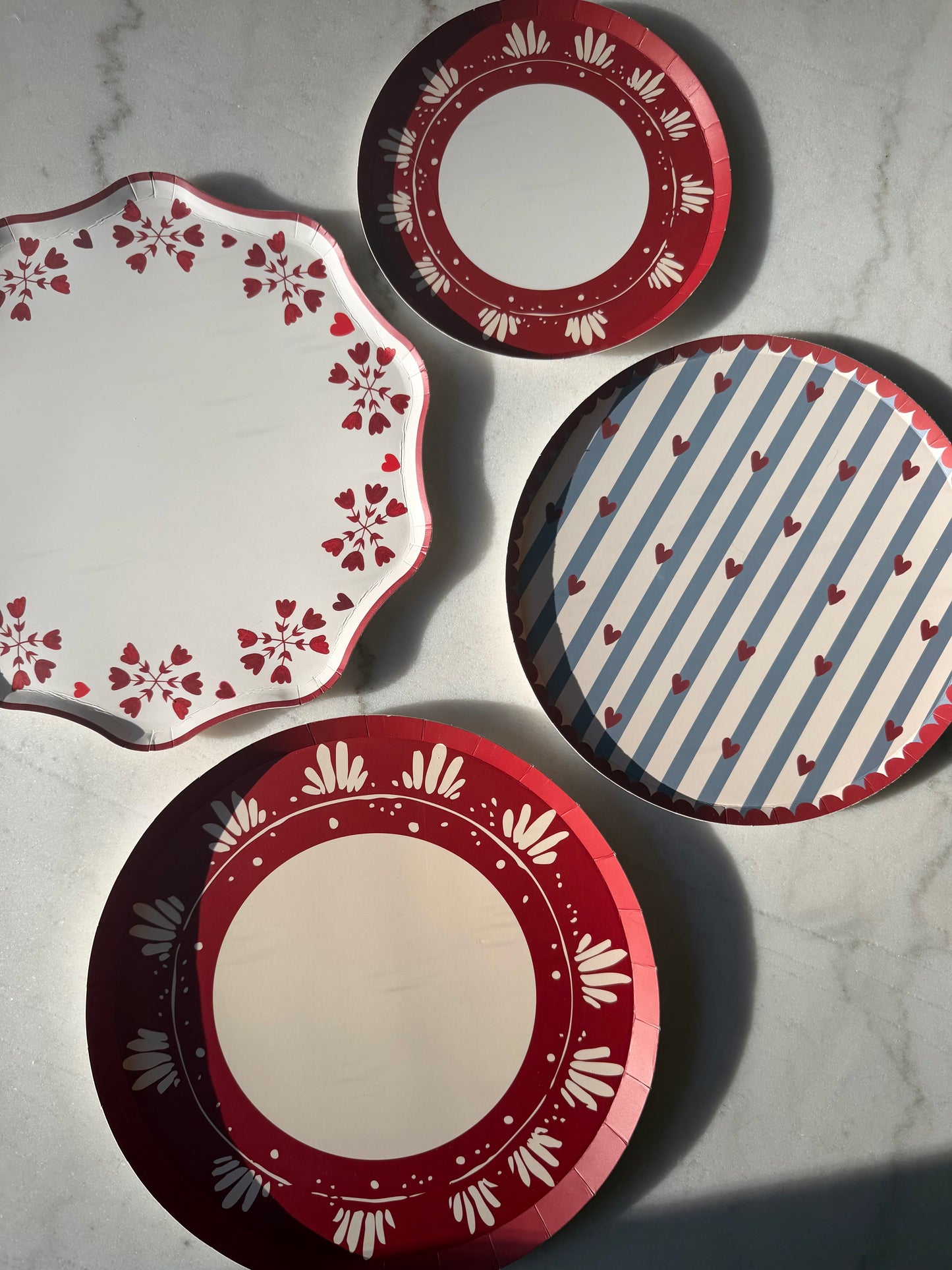 Fleur Hors d'Oeuvres Plate Set - Cerise